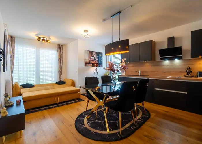 Bennett Apartment